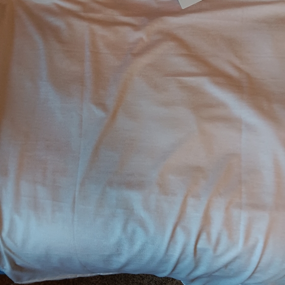 Ladies BNWT Short sleeve shirt - Picture 2 of 3